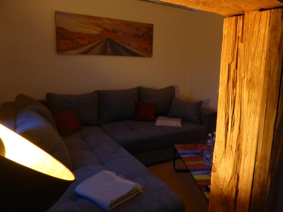 Apartment Napoleon, Naehe Zentrum, 2 Schlafzimmer, Grosser Balkon, Free Wifi ,Parken イェーナ エクステリア 写真