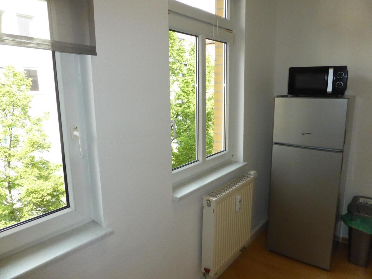 Apartment Napoleon, Naehe Zentrum, 2 Schlafzimmer, Grosser Balkon, Free Wifi ,Parken イェーナ エクステリア 写真