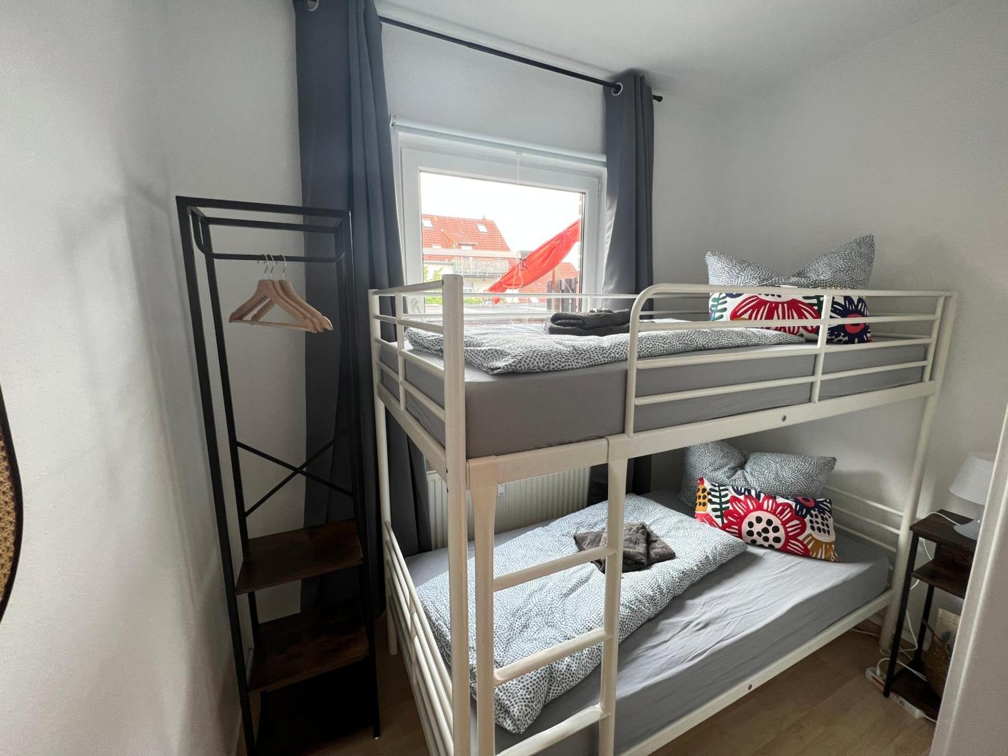 Apartment Napoleon, Naehe Zentrum, 2 Schlafzimmer, Grosser Balkon, Free Wifi ,Parken イェーナ エクステリア 写真